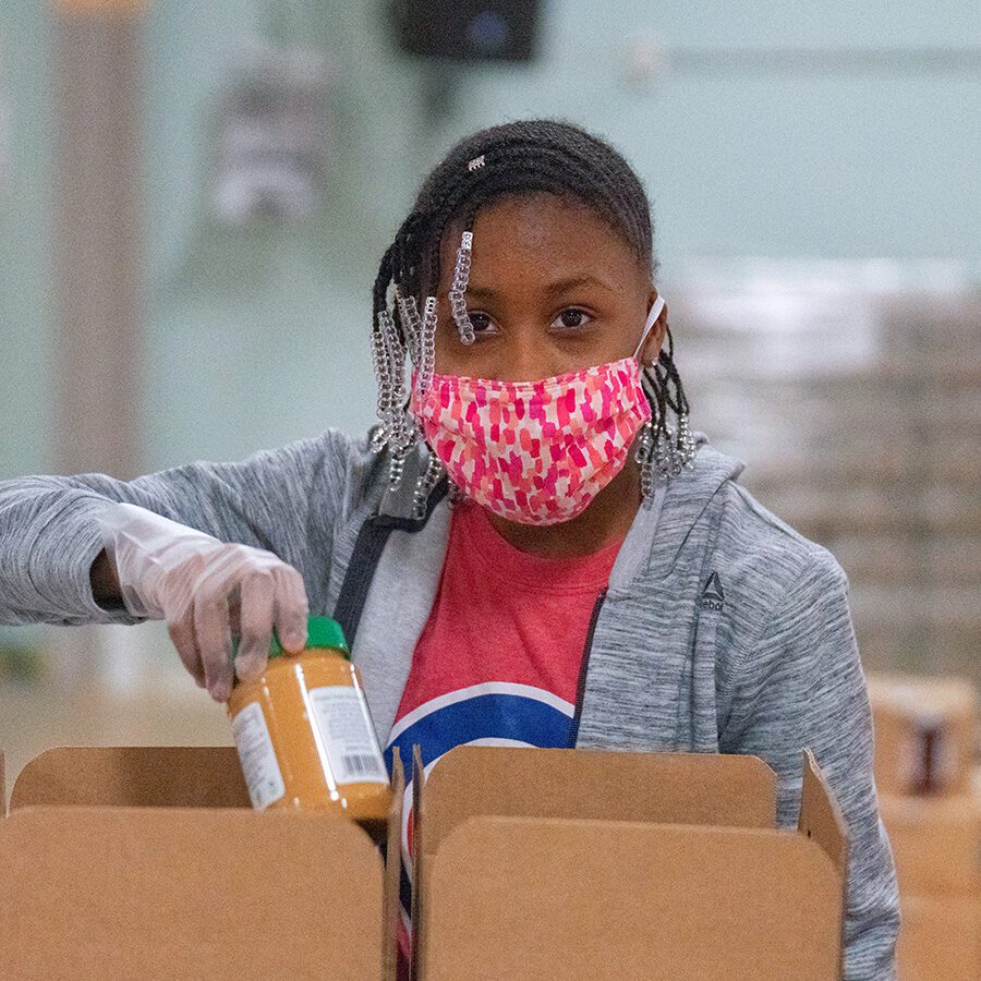 volunteer-kids-900x900-3